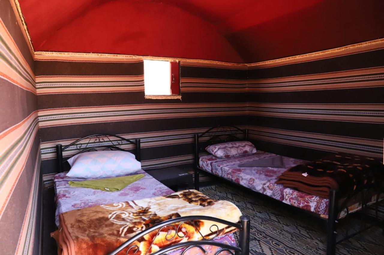 Bedouin desert camp Wadi Rum Extérieur photo