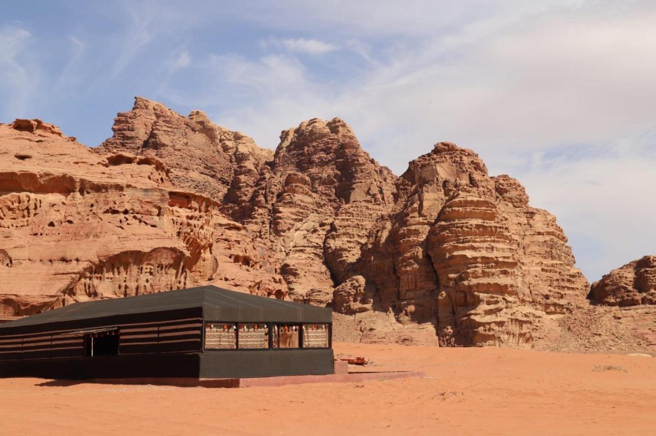 Bedouin desert camp Wadi Rum Extérieur photo
