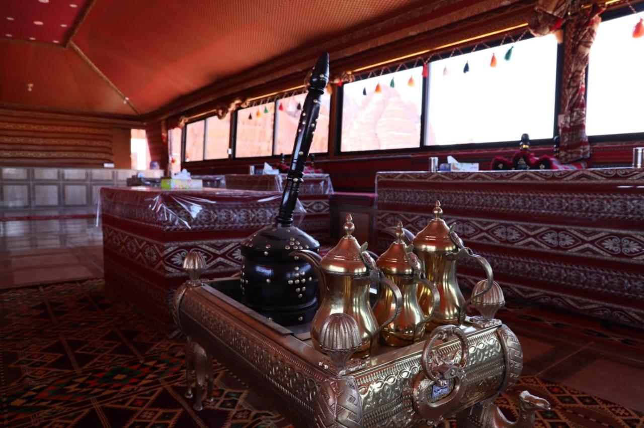 Bedouin desert camp Wadi Rum Extérieur photo