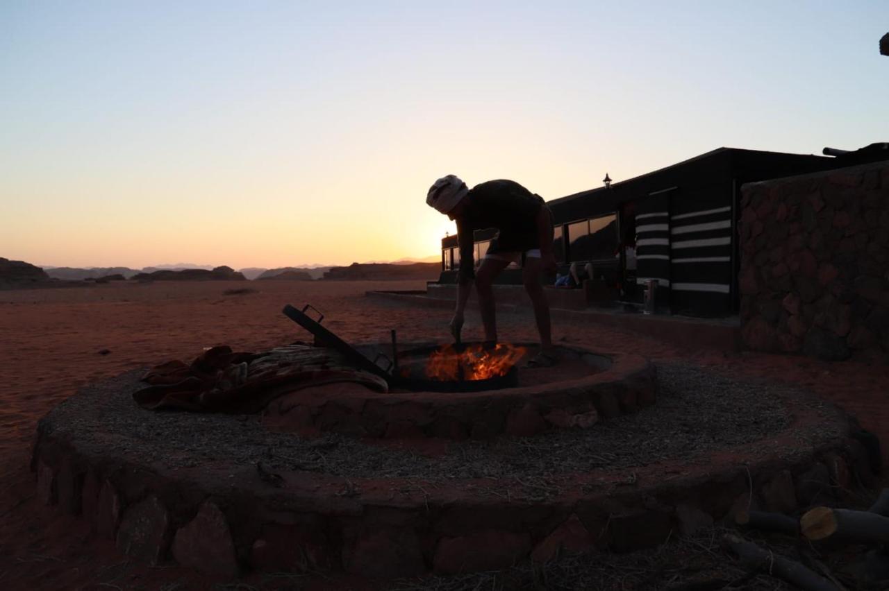 Bedouin desert camp Wadi Rum Extérieur photo